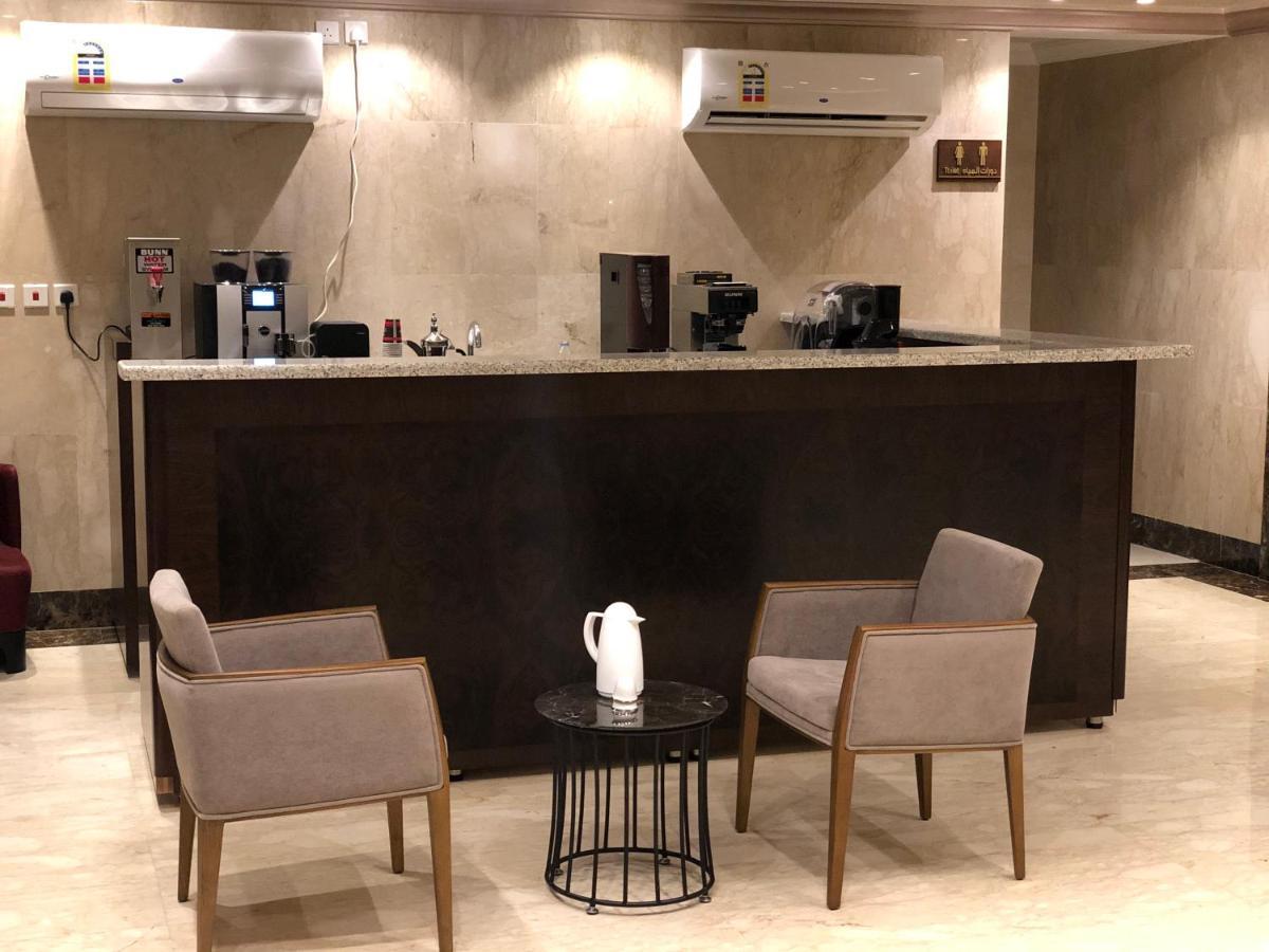 Dar Al Maamon Furnished Apartment เจดดาห์ ภายนอก รูปภาพ